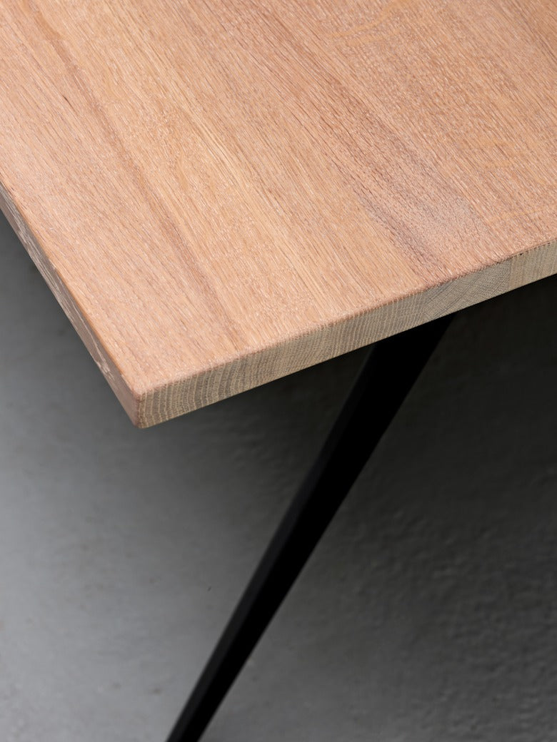 Light – Compass Table